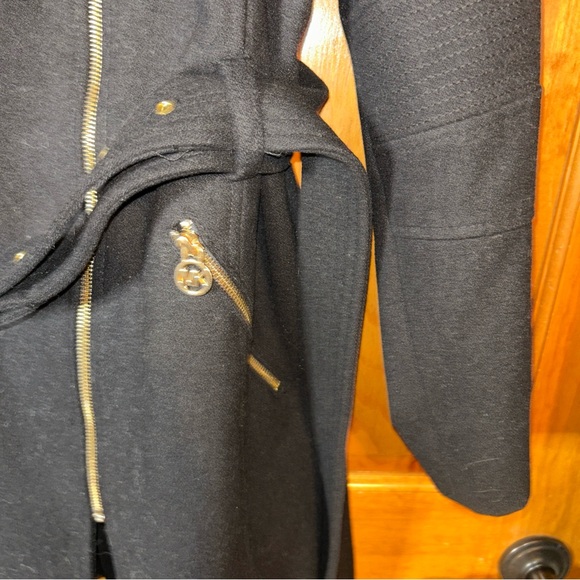 SOLD Michael Kors Black Wool Blend Asymmetric Zip Gold Zip/Pockets Sz 3X-EUC - Picture 5 of 8